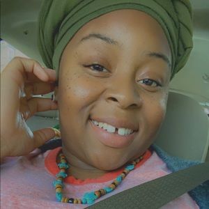 Meet your Posher, Rayonna